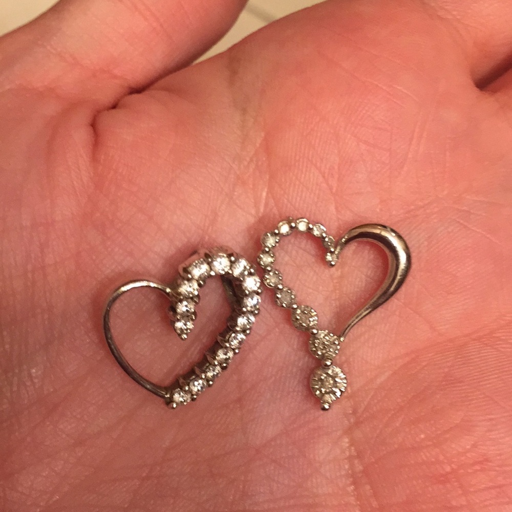 2 heart pendants